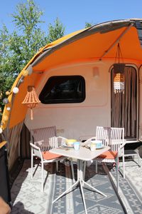Caravan Goos camping Zonnehoeve eettafel